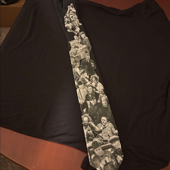 RALPH MARLIN, Three Stooges-antics black and white tie - Picture 10 of 12